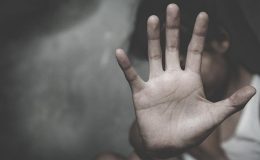 Öğrencisine istismardan tutuklandı