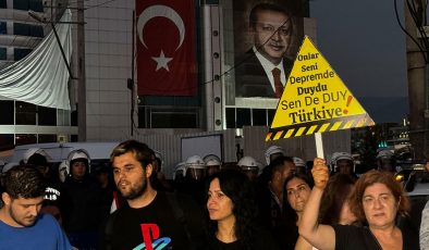 AKP önünde ötanazi eylemi